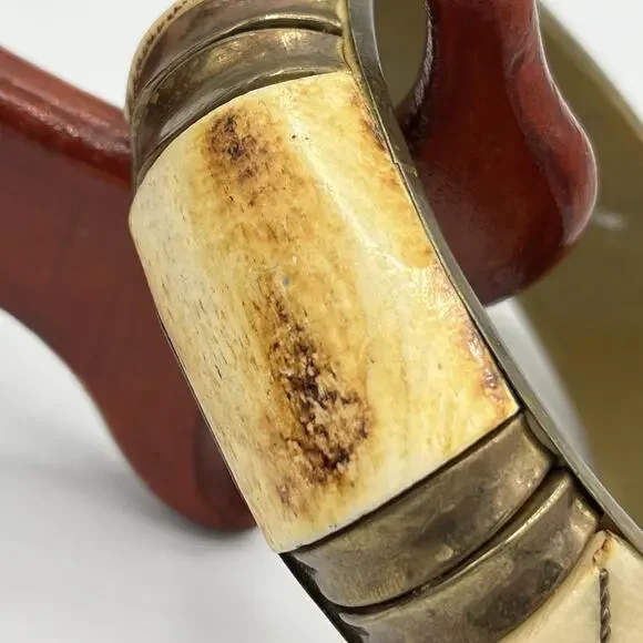 Stone Brass Women’s Cuff Bracelet Ivory Tone Slip On Boho Peasant Nature - Picture 11 of 13